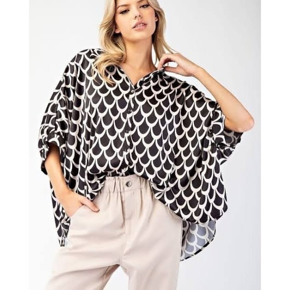 EE:SOME Black/Cream SCALLOP PRINT Button-Up CUFF SLEEVE Oversized BLOUSE/TOP 1X